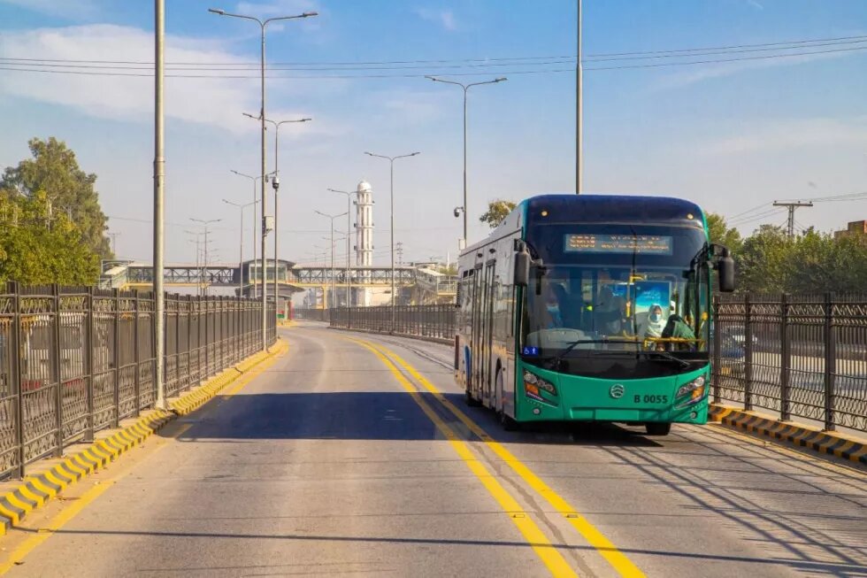 Peshawar BRT’s Zu bus is plying over its track in the city carrying passengers including women. Peshawar BRT’s Zu bus is plying over its track in the city carrying passengers including women.
